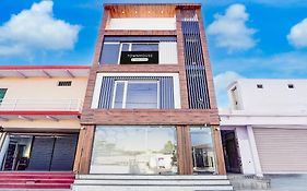 Townhouse Govardhan